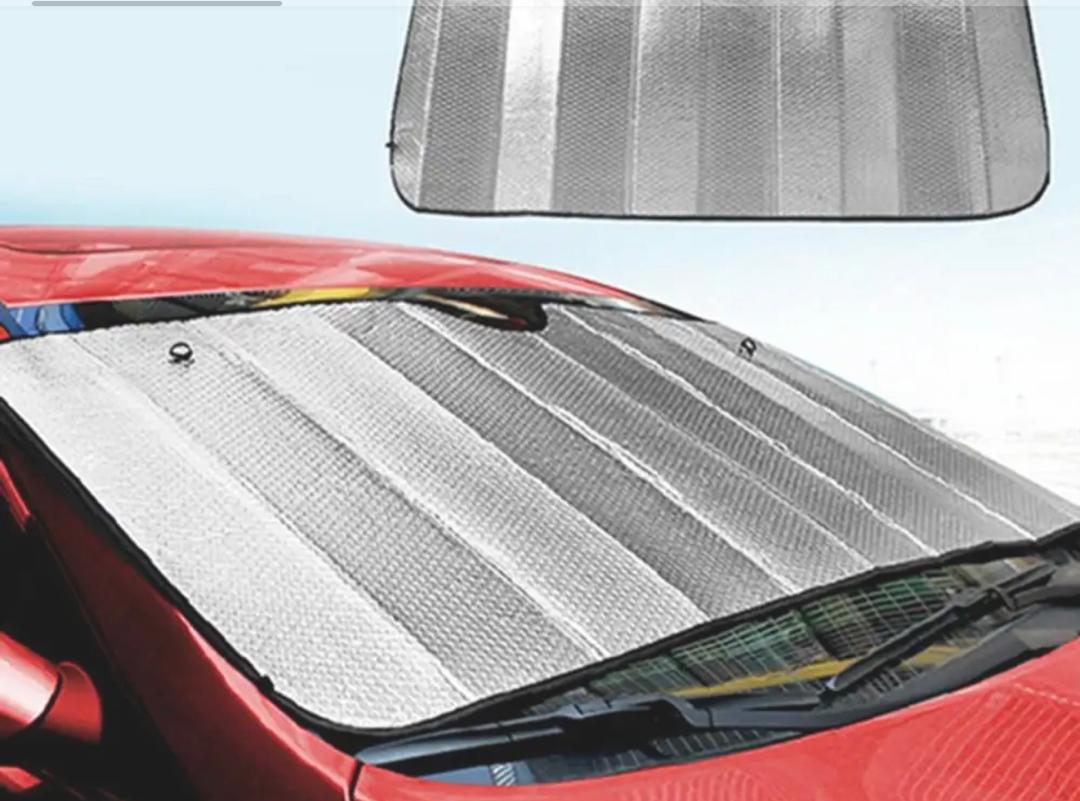Telescopic Vehicle Sunshade – Stay Cool, Stay Protected
